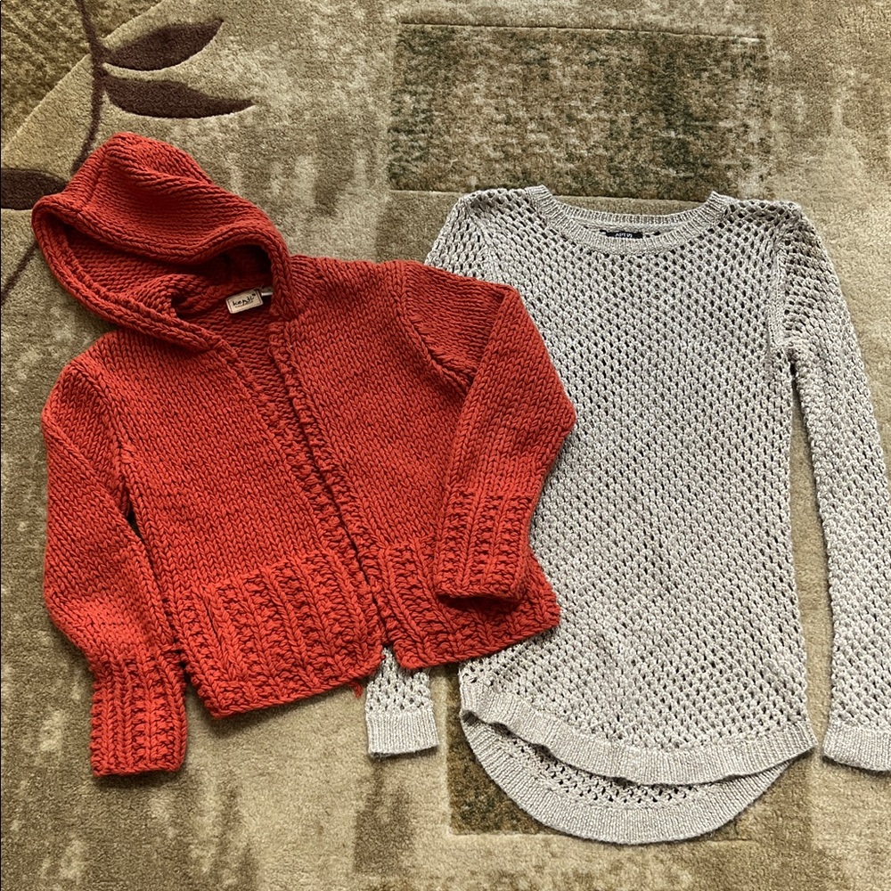 Red and Gray Women's Sweater Set